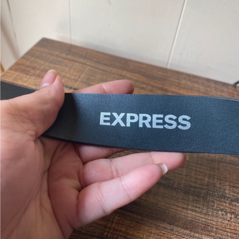 Express Leather Belt - Picture 6 of 7